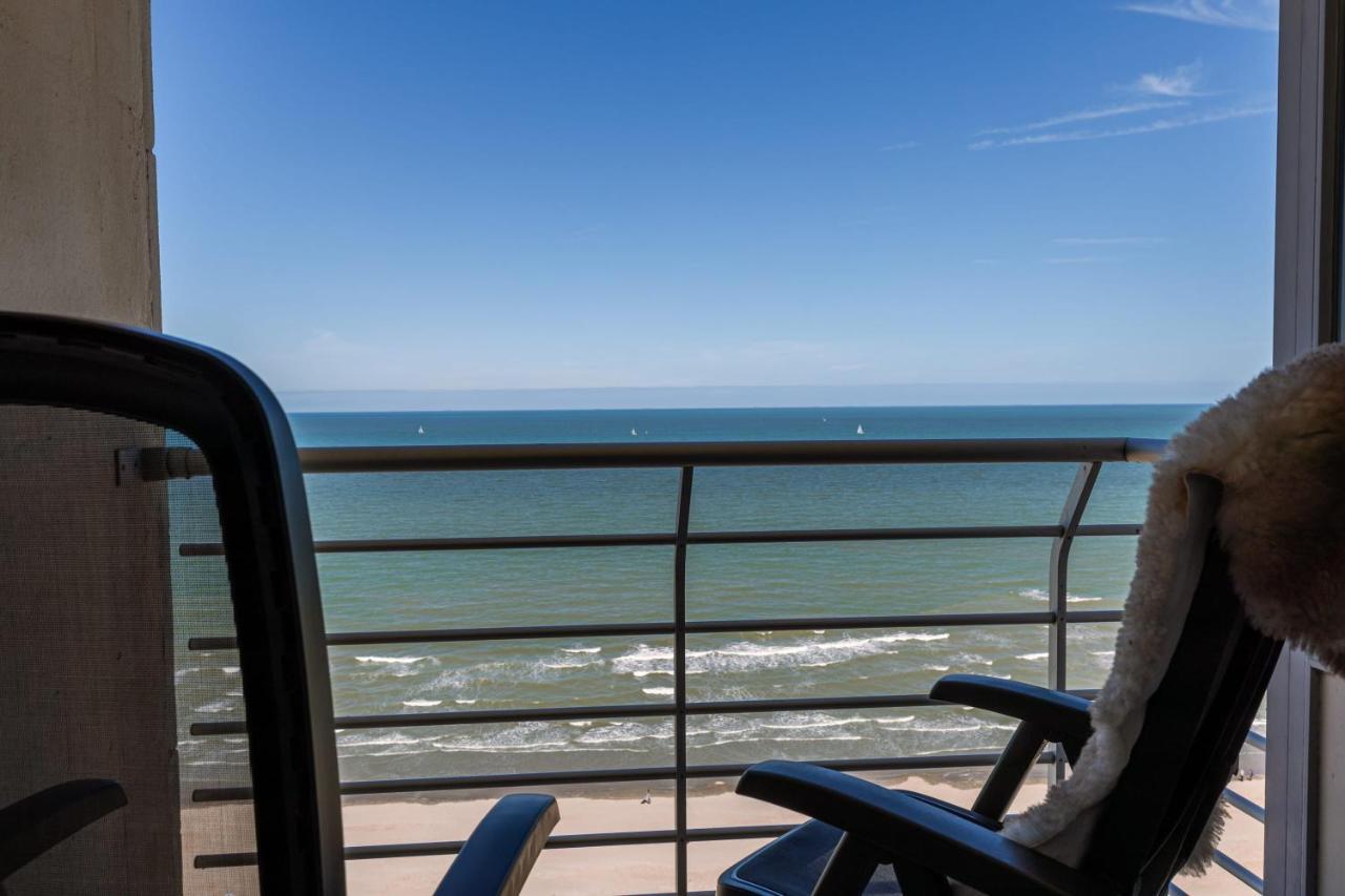 Excellent Southern Furnished Apartment With Beautiful Sea View Nieuwpoort Exteriör bild